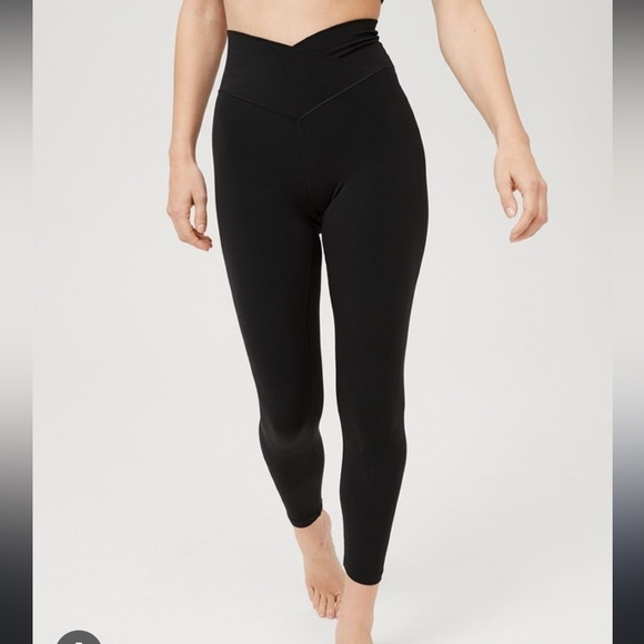 aerie Pants - NWT Aerie Offline High Rise Crossover Leggings Size S Short